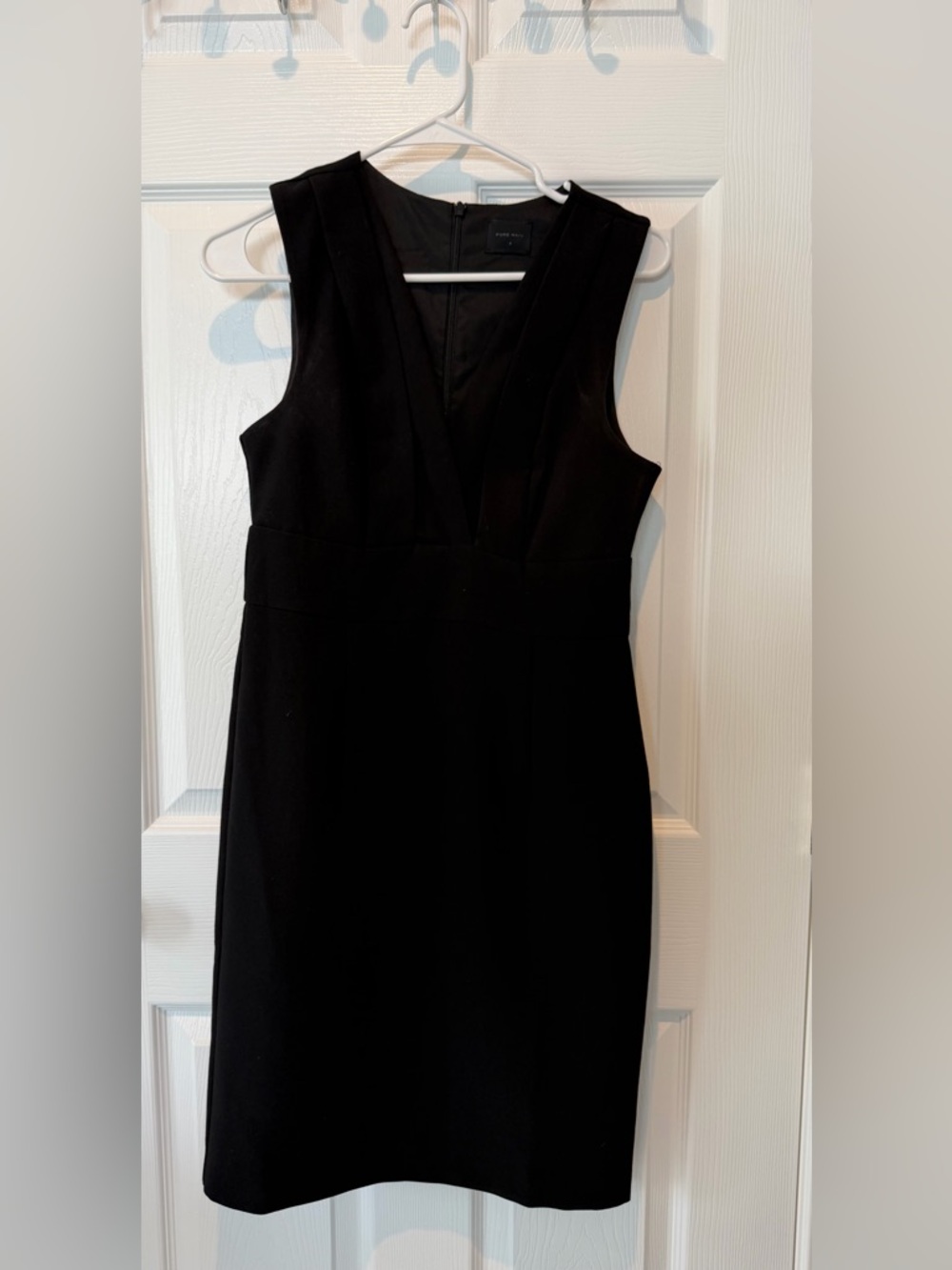 Women's Black V-Neck Midi Sheath Dress